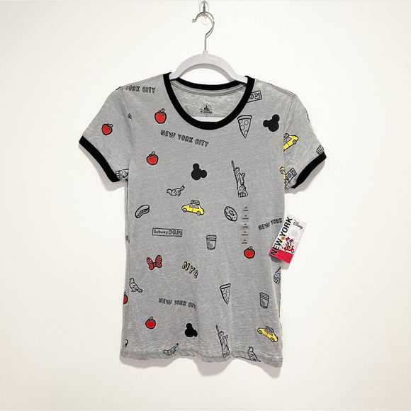 Rare NYC Disney t-shirt - Picture 1 of 4